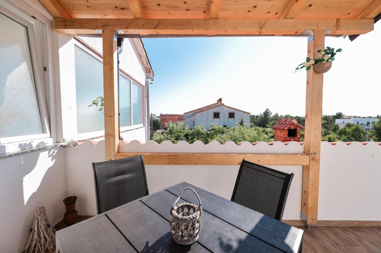 Apartments Miky Врси Экстерьер фото