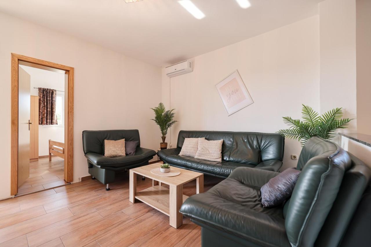 Apartments Miky Врси Экстерьер фото